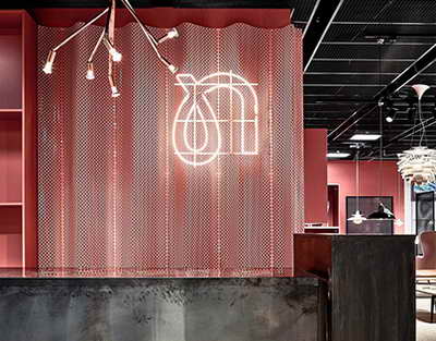 «Махаббат» па, қылмыс па? Сталкинг үшін түрмеге жабылуыңыз мүмкін