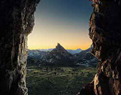 Pulsuz ayrılmalı olan məzar yerləri fantastik qiymətlərlə satışa çıxarılır